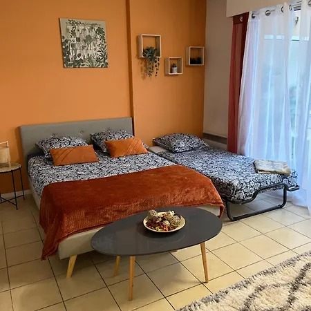 Proche Promenade Des