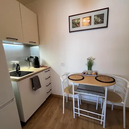 Proche Promenade Des 아파트