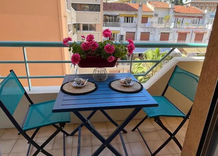 Proche Promenade Des * Ницца